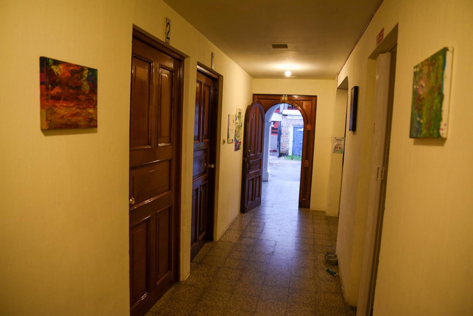 Blue Moon Hostel Antigua Exterior photo